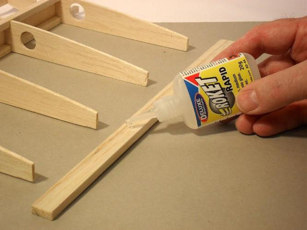 Deluxe Materials Roket Rapid (20g)