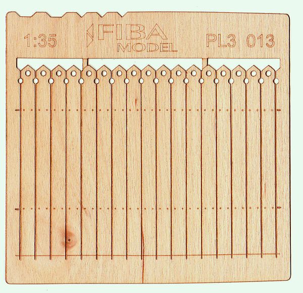 Model Scene - PL3-013 - Tall Decorative Wooden Fence III