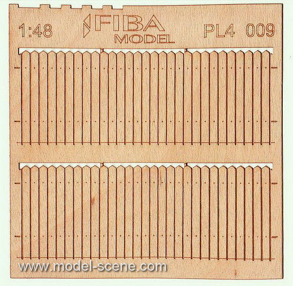 Model Scene - PL4-009 - Medium Gapped Wooden Stockade Fence II