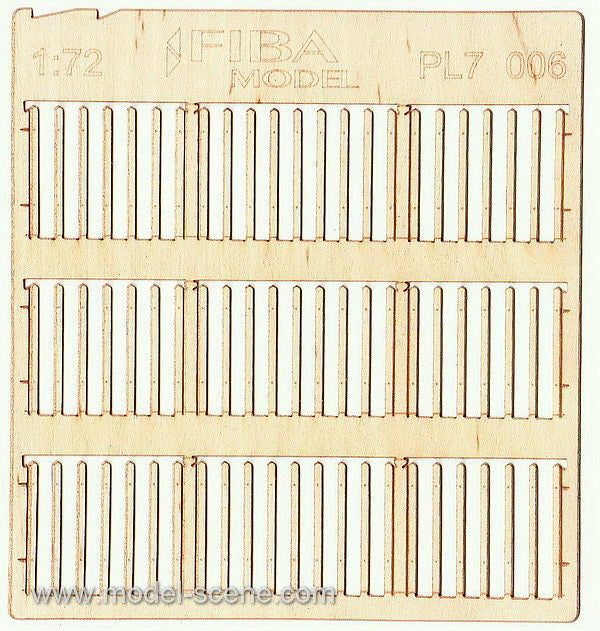 Model Scene - PL7-006 - Gapped Narrow Wooden Picket Fence