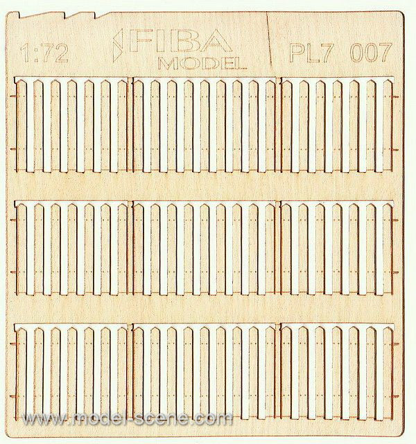 Model Scene - PL7-007 - Gapped Narrow Wooden Stockade Fence