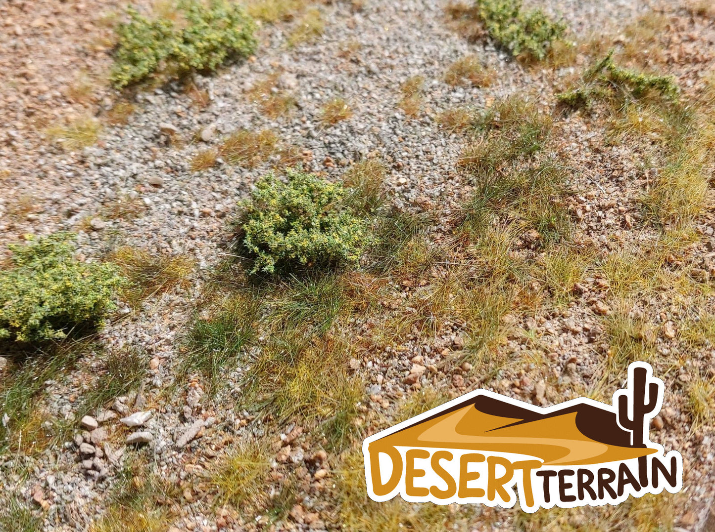 Model Scene - F330 - Bushy Rocky Desert Mat (18x28cm)