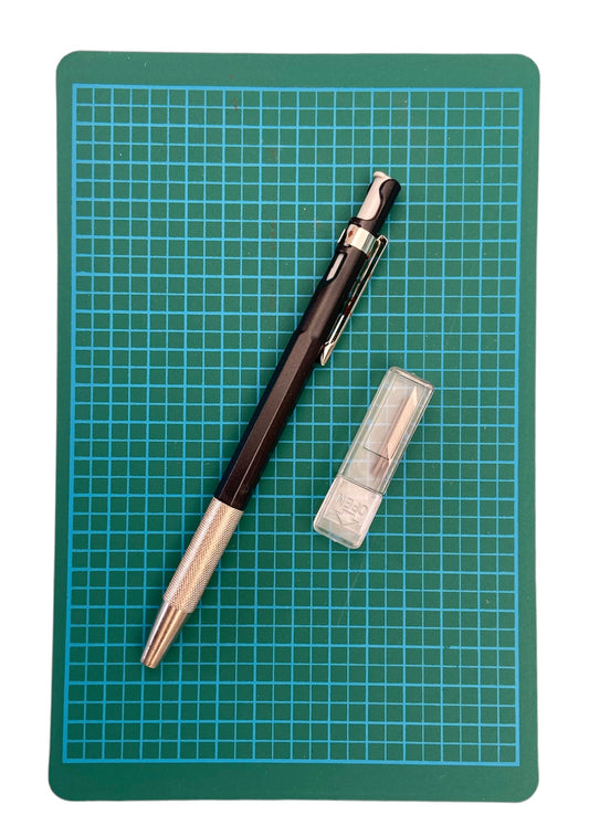 Expo Tools A6 Cutting Mat (130x200mm) with Decal Knife
