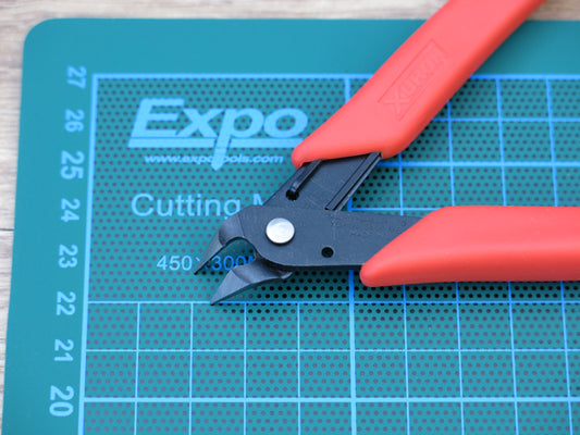 Xuron 420T Angled High Precision Cutters