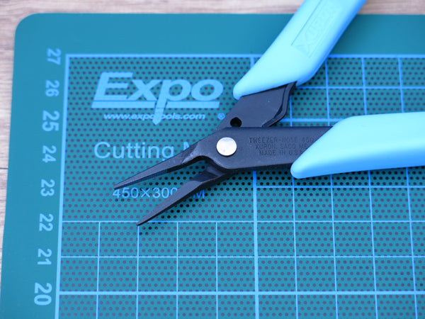 Xuron 450S Nose Pliers (Serrated Jaws)