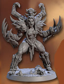 Vesdra the Shaman with Claws with scenic base
