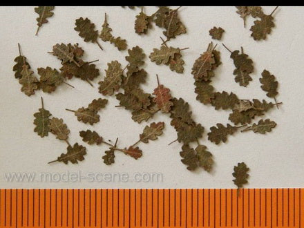 Model Scene - L4-102 - Medium Autumn Oak Leaves