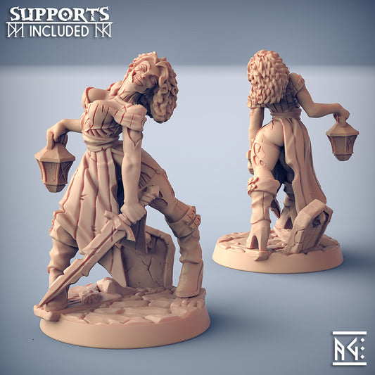 Eliza Fallen the Oldburg Beauty with scenic base