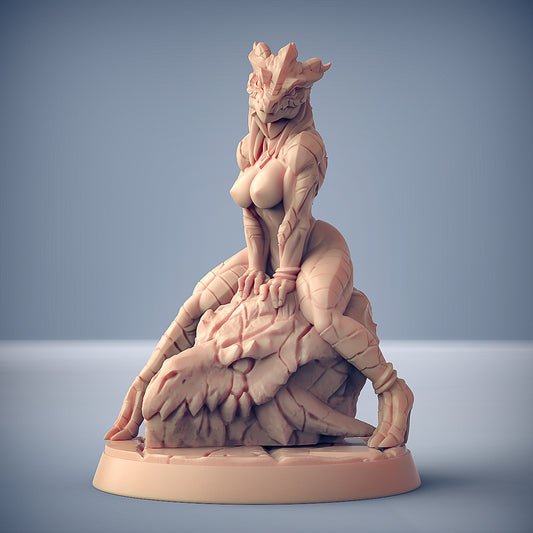 The Lusty Draconian Maid, Dragonguard Beauty [Pin Up] with scenic base