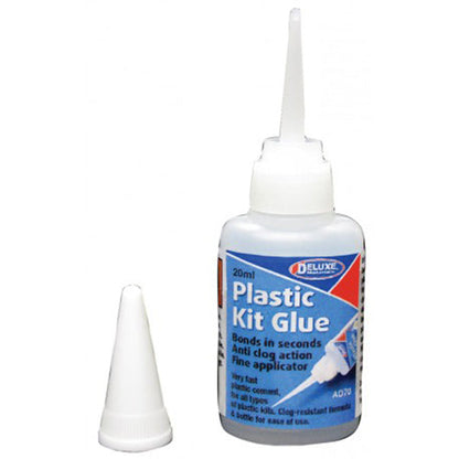 Deluxe Materials Plastic Kit Glue (20ml)