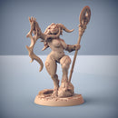 Taura the Oracle [Pin Up] with scenic base