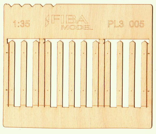 Model Scene - PL3-005 - Tall Gapped Wooden Picket Fence