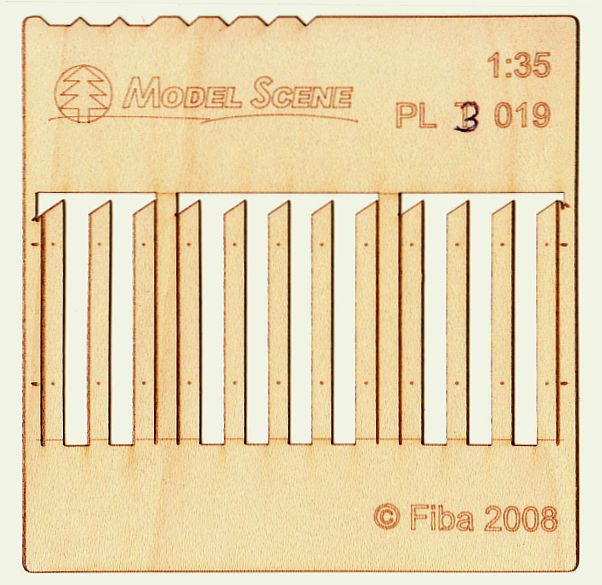 Model Scene - PL3-019 - Tall Gapped Wide Fence Boards