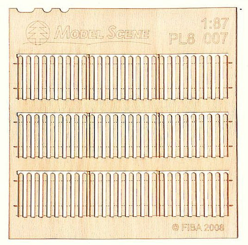Model Scene - PL8-007 - Small Gapped Narrow Wooden Stockade Fence