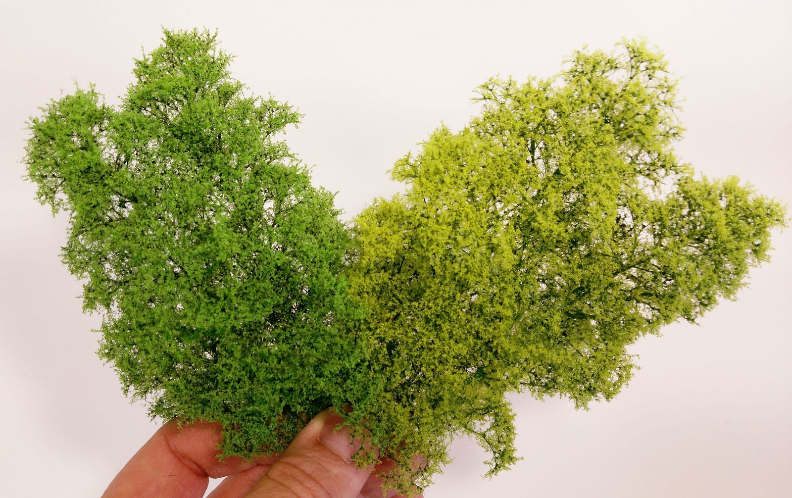 Model Scene - 701-01S - Fine Bushes in Spring