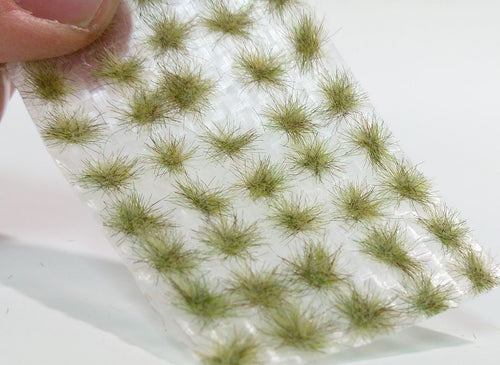 Model Scene - 050-27S - Short Beige Grass Tufts